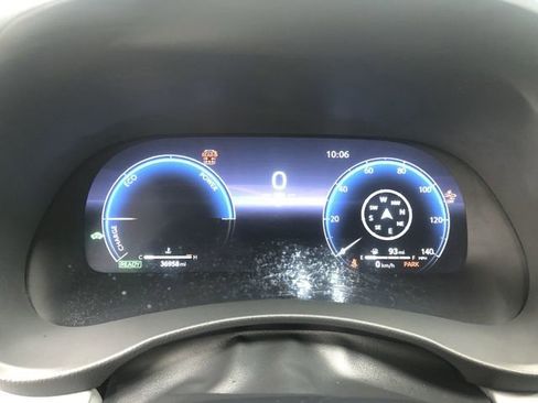 Used 2023 Toyota Highlander Limited image 17