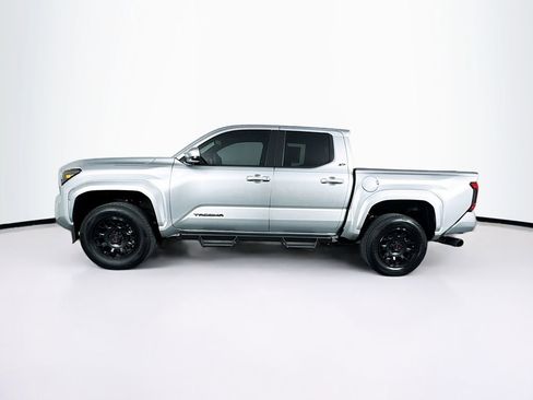 Used 2024 Toyota Tacoma SR5 w/ SR5 Upgrade Package image 6