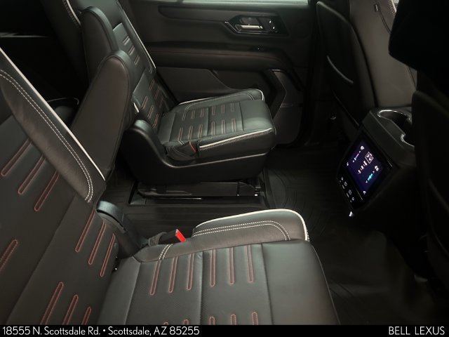 Used 2025 GMC Yukon AT4 Ultimate AWD/4WD image 12