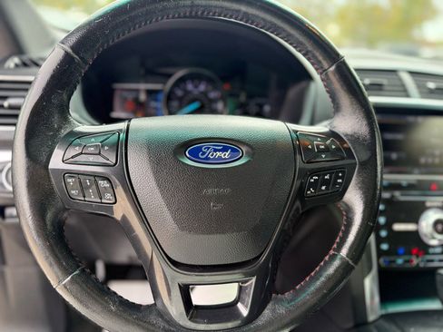 Used 2016 Ford Explorer Sport w/ Equipment Group 401A image 13