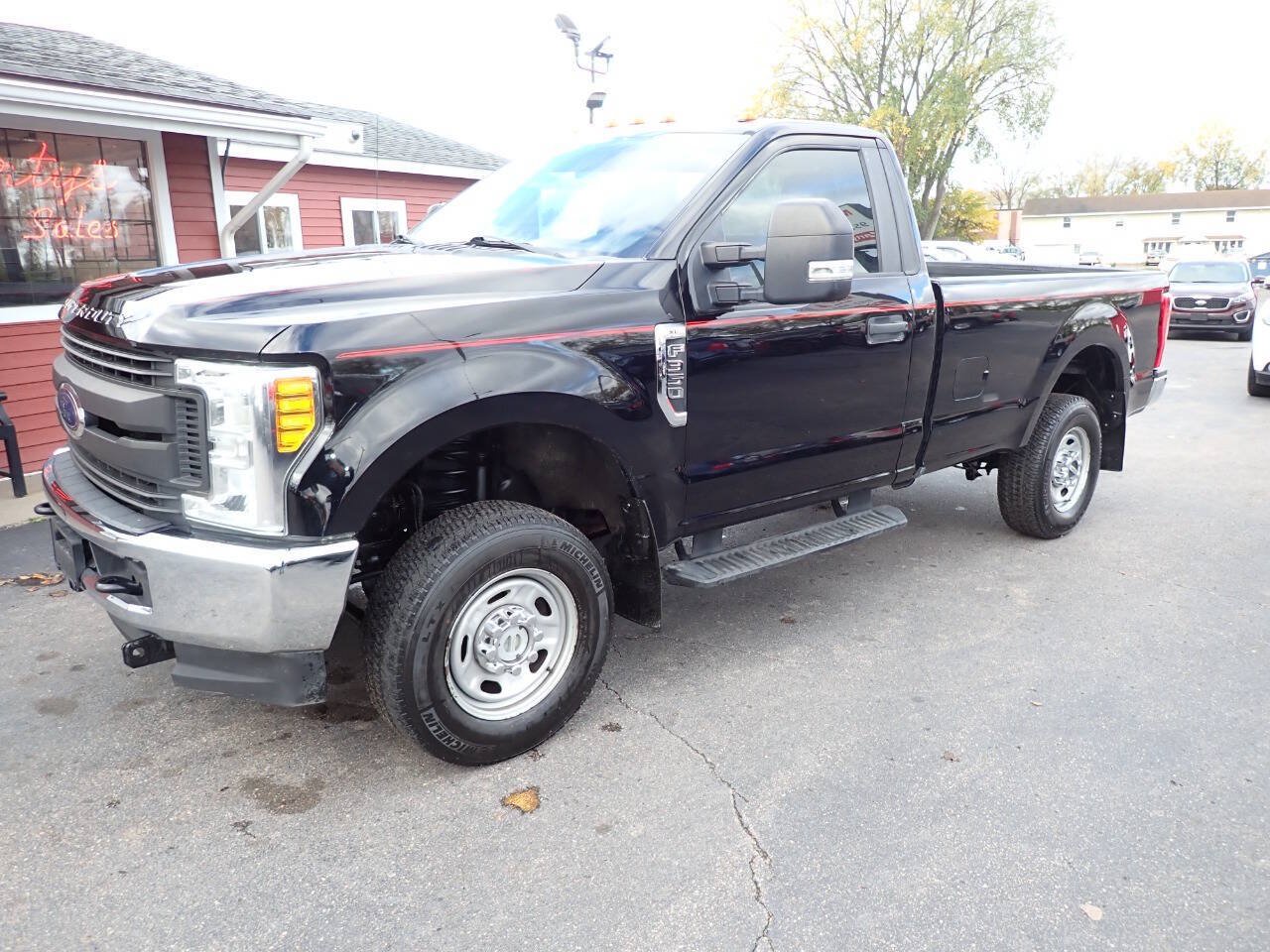 Used 2017 Ford F350 XL AWD/4WD image 3