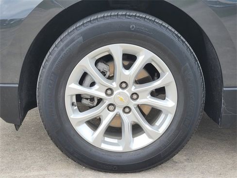 Used 2020 Chevrolet Equinox LS image 10