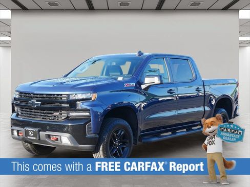 Used 2021 Chevrolet Silverado 1500 LT Trail Boss w/ Convenience Package II AWD/4WD image 2