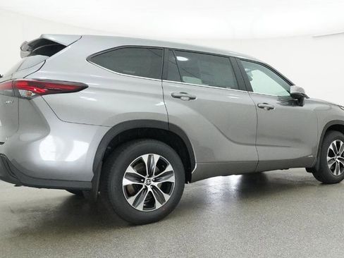 New 2026 Toyota Highlander XLE image 43