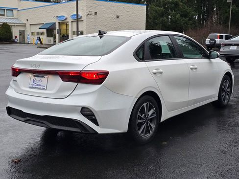 Used 2023 Kia Forte LXS image 25