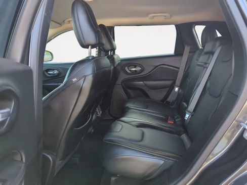 Used 2015 Jeep Cherokee Limited w/ Luxury Group image 14