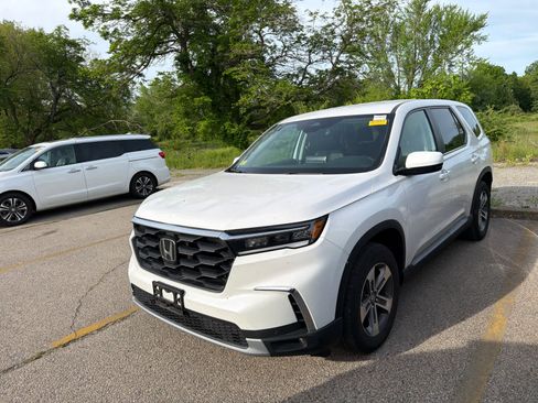 Used 2024 Honda Pilot EX-L image 9
