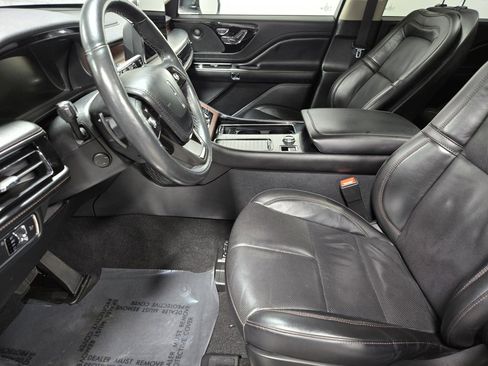Used 2022 Lincoln Aviator Reserve w/ Equipment Group 201A image 10