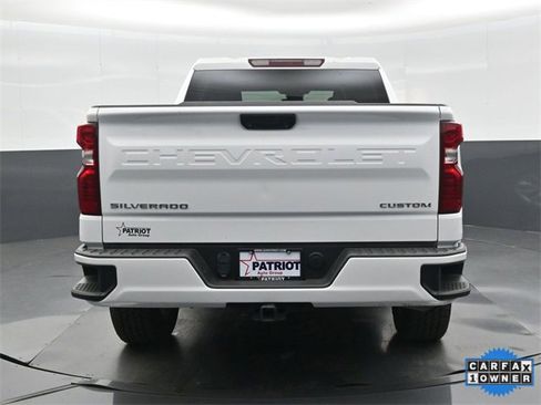 Used 2023 Chevrolet Silverado 1500 Custom image 5