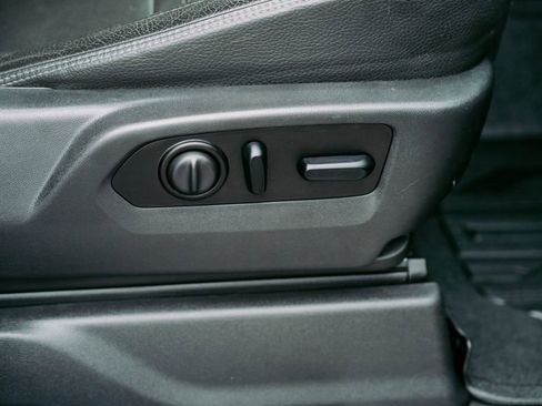 Used 2021 GMC Sierra 3500 Denali w/ Denali Ultimate Package image 15