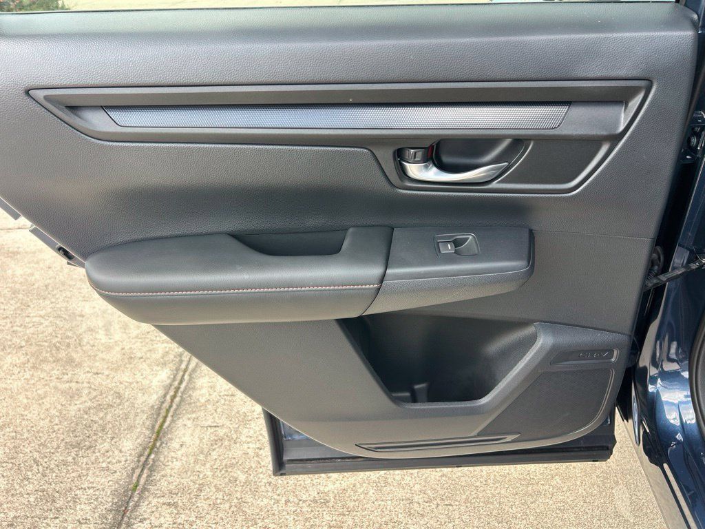Used 2023 Honda CR-V Sport image 12