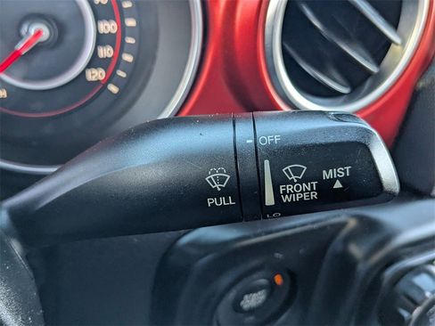 Used 2018 Jeep Wrangler Unlimited Rubicon w/ LED Lighting Group image 30