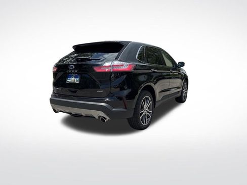 Used 2024 Ford Edge Titanium w/ Equipment Group 301A AWD/4WD image 5