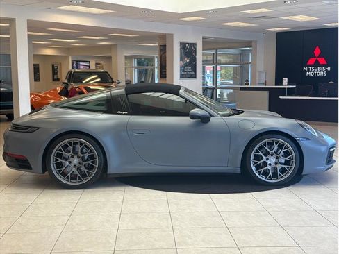 Used 2024 Porsche 911 Targa 4S w/ Premium Package image 4