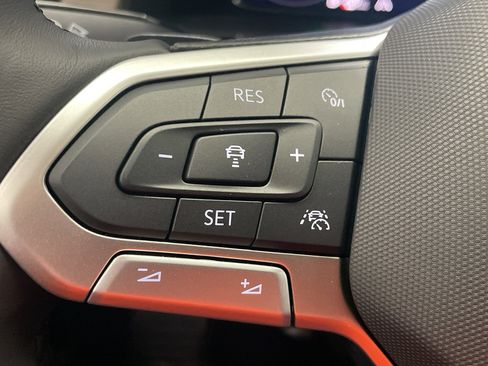 New 2026 Volkswagen Atlas SEL Premium R-Line AWD/4WD image 18