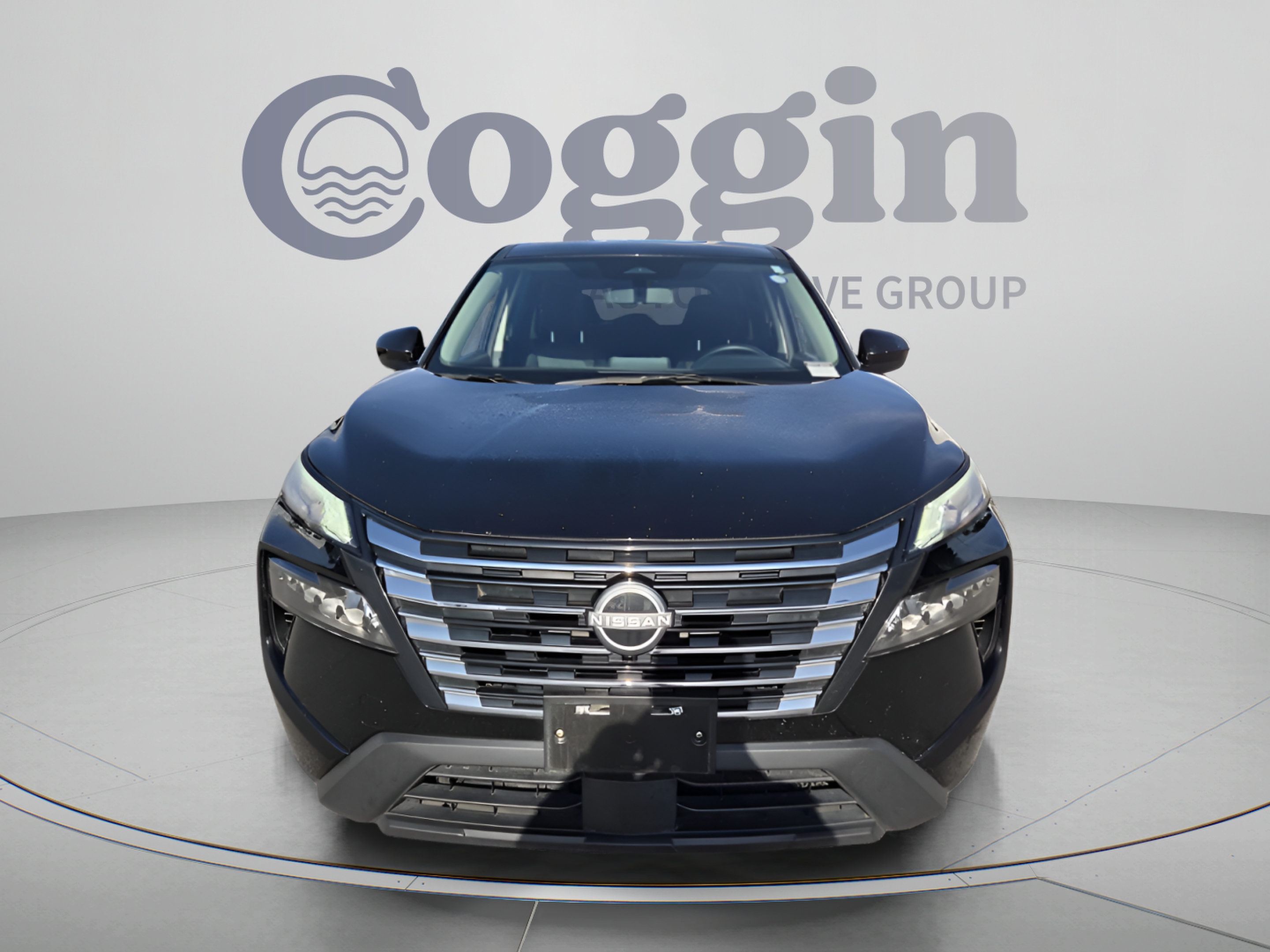 Used 2025 Nissan Rogue SV AWD/4WD image 8