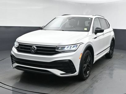 Used 2022 Volkswagen Tiguan SE R-Line