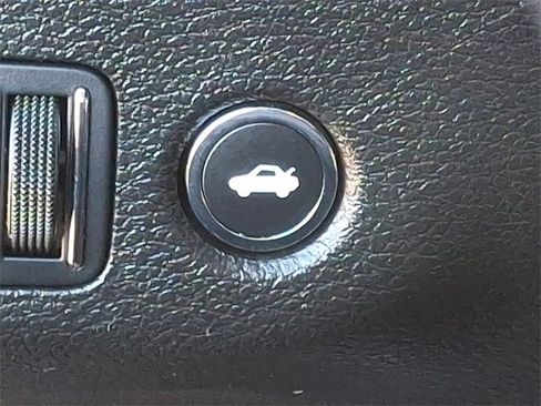 Used 2023 Dodge Charger SXT image 25