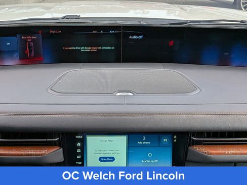 Certified 2025 Lincoln Navigator L Black Label AWD/4WD image 21