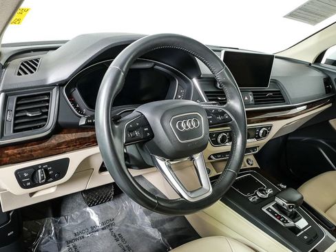 Used 2020 Audi Q5 2.0T Premium Plus w/ Premium Plus Package image 4