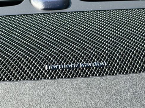 New 2026 Volvo XC90 T8 Plus w/ Protection Package Premier image 15