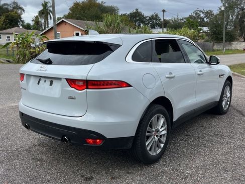Used 2017 Jaguar F-PACE Prestige image 5