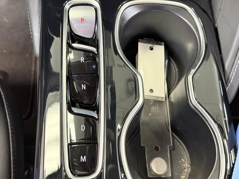 Used 2022 Buick Envision Preferred FWD image 48