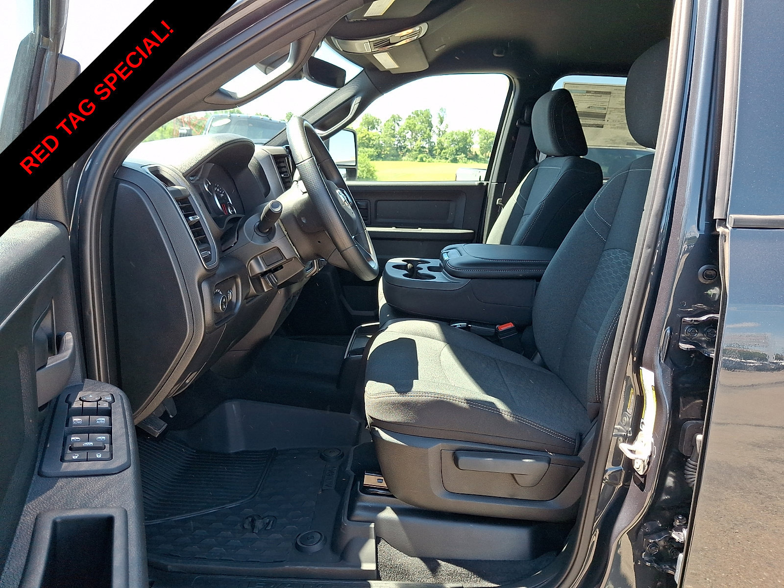 New 2026 RAM 3500 Tradesman AWD/4WD image 8