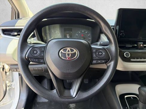 Used 2024 Toyota Corolla LE FWD image 14