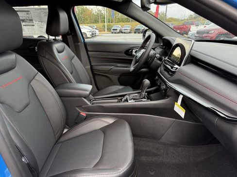 New 2026 Jeep Compass Trailhawk AWD/4WD image 37