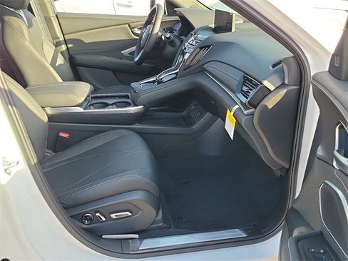 New 2025 Acura RDX SH-AWD image 16