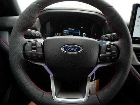 New 2026 Ford Explorer ST-Line w/ ST-Line Street Pack AWD/4WD image 23