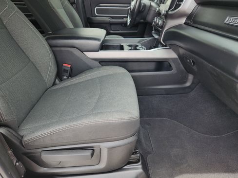 Used 2019 RAM 2500 Big Horn AWD/4WD image 16