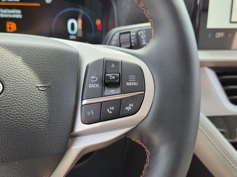 New 2026 Ford Explorer Active w/ Active Comfort Package image 55