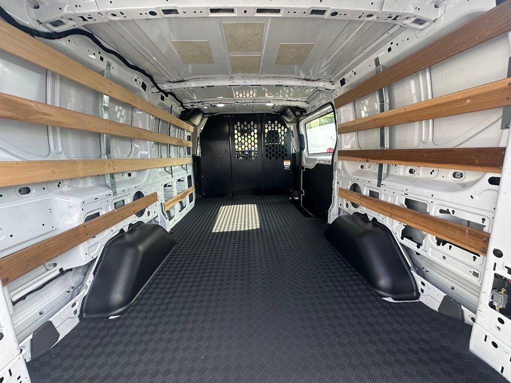 Used 2025 Ford Transit 250 Low Roof w/ Exterior Upgrade Package RWD image 10