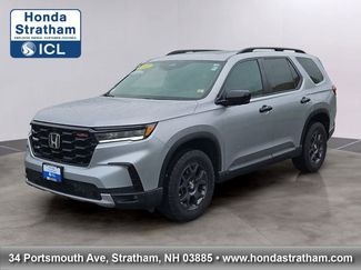 Certified 2025 Honda Pilot TrailSport video 1