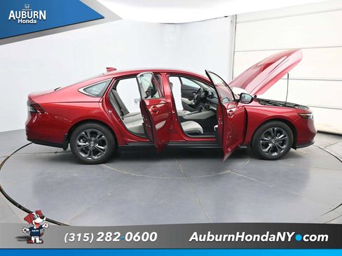 Used 2023 Honda Accord EX image 38