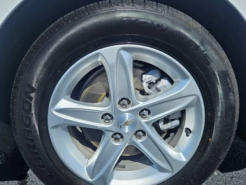 Used 2024 Chevrolet Malibu LT FWD image 35