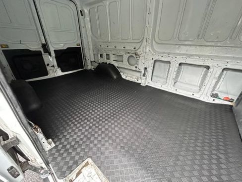 Used 2021 Ford Transit 250 Medium Roof RWD image 28
