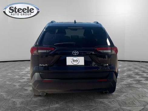 Used 2025 Toyota RAV4 XLE image 4