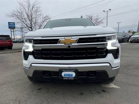 Used 2023 Chevrolet Silverado 1500 LT image 3
