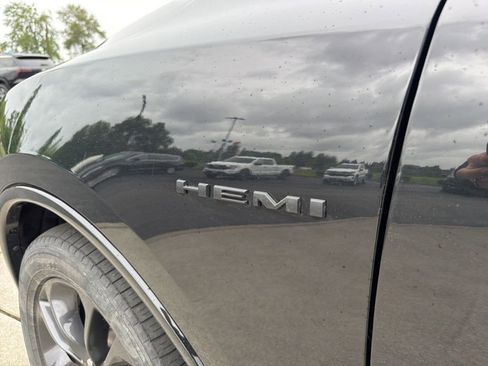 Used 2024 Dodge Durango R/T AWD/4WD image 8