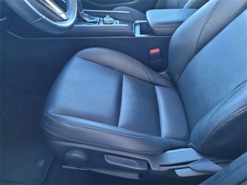 Used 2024 MAZDA MAZDA3 s image 17