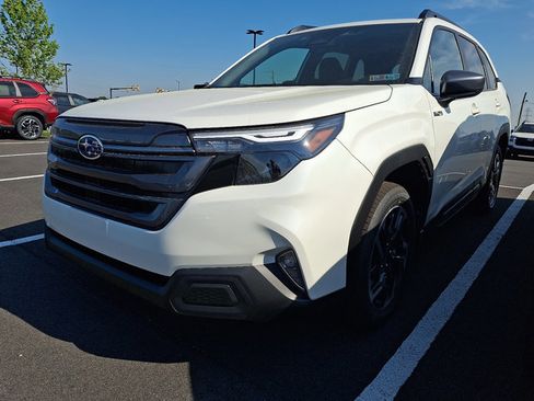 New 2026 Subaru Forester Touring AWD/4WD image 2