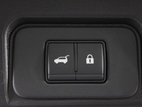 New 2026 Nissan Rogue SV FWD image 22