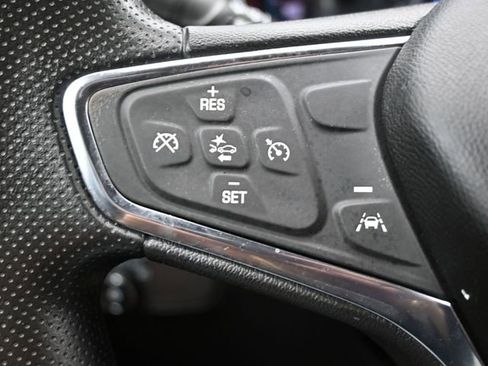 Used 2021 Chevrolet Equinox LT FWD image 22