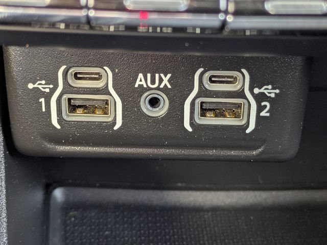 Used 2024 Dodge Durango SXT AWD/4WD image 21
