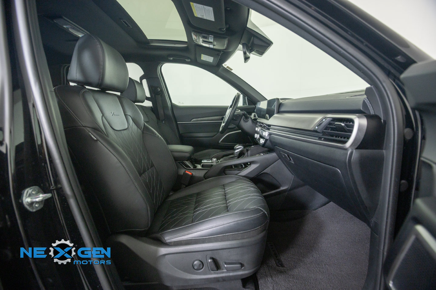 Used 2024 Kia Telluride EX X-Line AWD/4WD image 43