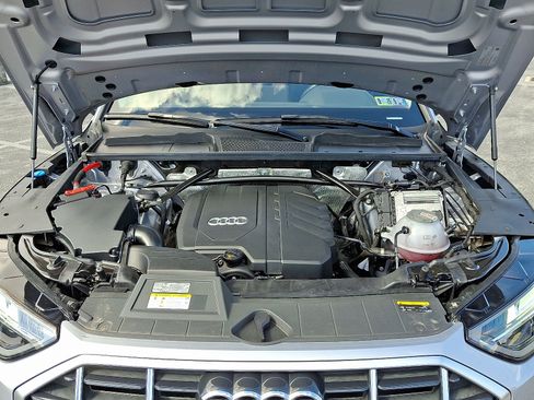 Used 2022 Audi Q5 2.0T Premium image 29