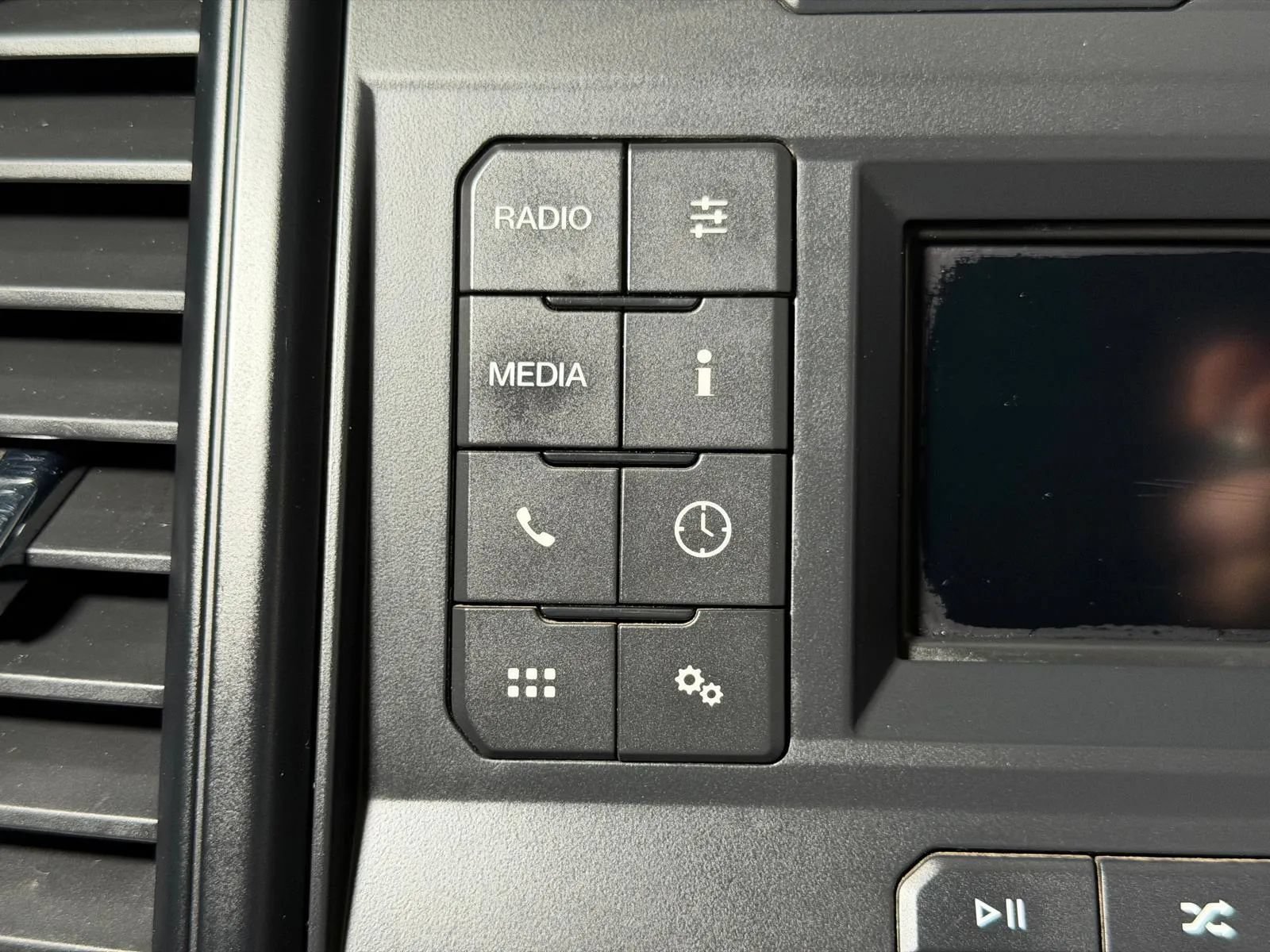 Used 2019 Ford F150 XL w/ Equipment Group 101A Mid RWD image 25